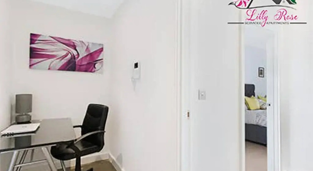 Апартаменты LillyRose Serviced Apartments - St Albans City Centre, Parking
