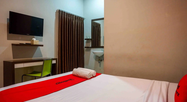Люкс Hotel O near Jogja Expo Center formerly Hotel Desa Puri