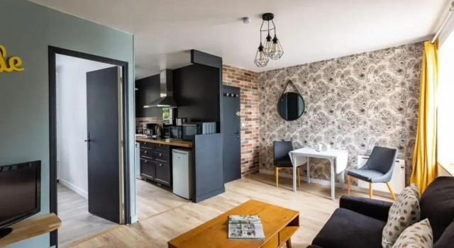 La Brise- Joli T2 Renove - Vue Mer - 1 Chambre, Rezerwuj Hotel Cancale 