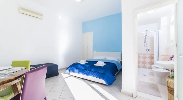 Апартаменты c 1 комнатой с балконом и с видом на горы Estate4home - Casa Annalù