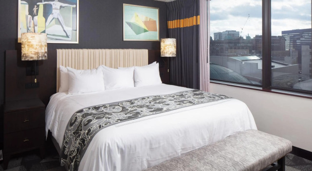 Saint Kate - The Arts Hotel, Buchen Sie Hotel Milwaukee Wisconsin, in der Nähe von Turner Hall