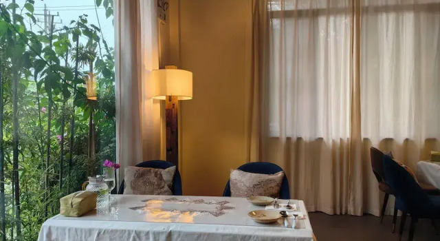 Guilin Village Creek Inn