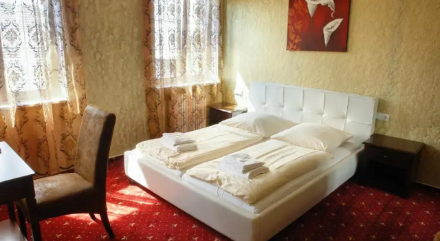 Hotel Krone, Забронировать Отель Фризенхайм Шварцвальд