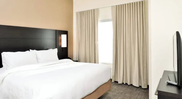 Люкс Residence Inn by Marriott Bakersfield West