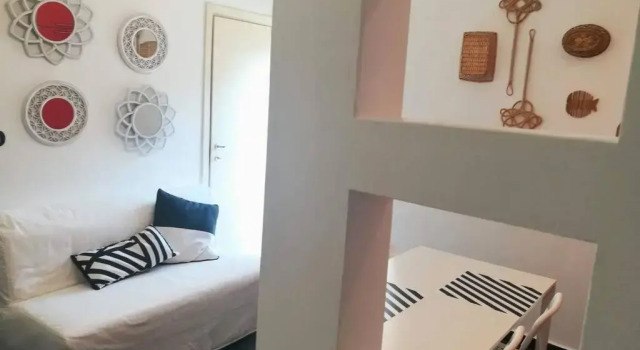 Villa Daniela - Mare e relax, Забронировать Вилла Отели Сан-Ремо с парковкой, рядом с Пляж Габриэлла, Парковка