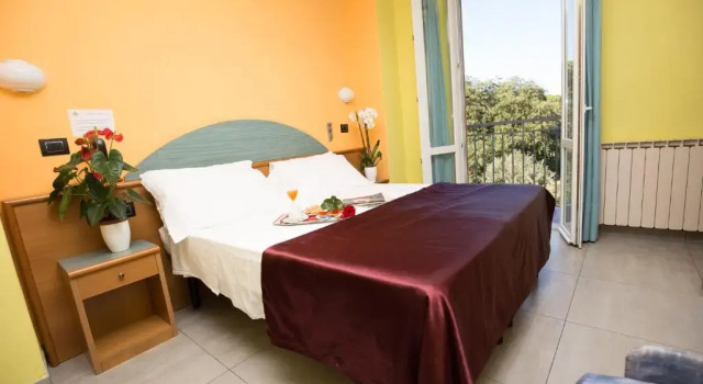 Четырёхместный номер Standard Hotel Roma