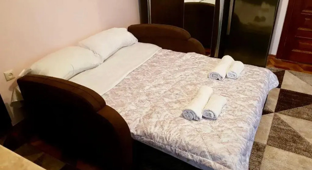 Sweet Home at Ninoshvili 3, Забронировать Гостевой дом Гостевые дома Батуми, рядом с Фонтан Нептуна, Гостевой дом