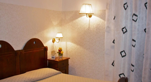 Business Hotel