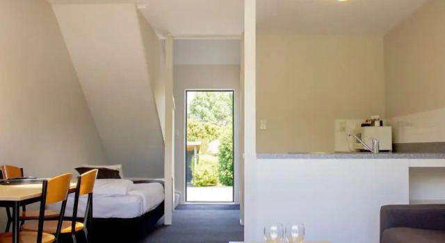 Номер Standard The Claremont Motel