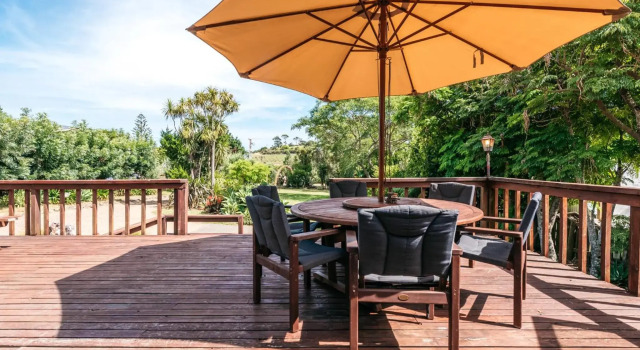 Olive Lane - Waiheke Holiday Home