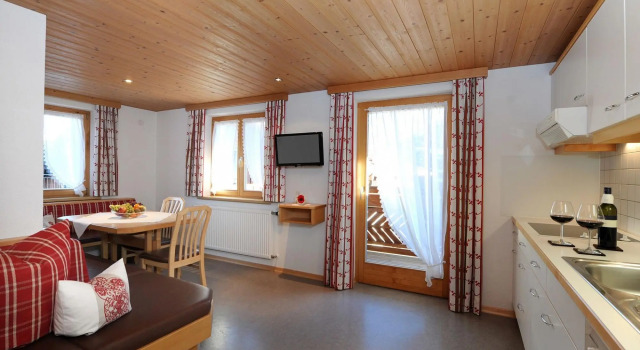 Apartment in Damuls Near Ski Slopes, Book Apartment Hotels in Vorarlberg with a Pool, Swimming Pool