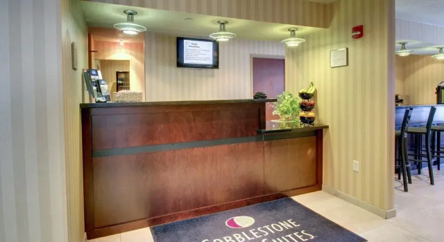 Cobblestone Inn & Suites - Carrington, Забронировать Отель Каррингтон штат Северная Дакота