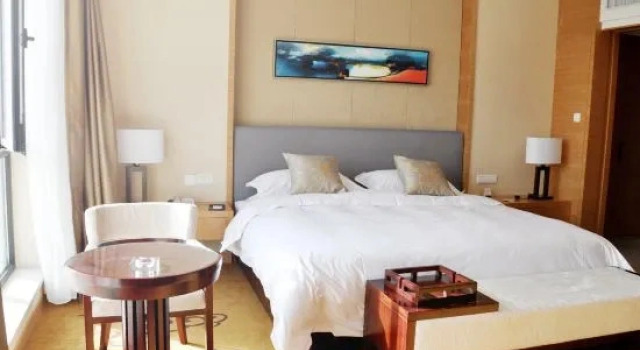 Двухместный люкс Business Tianqing International Hotel