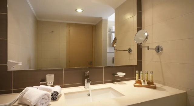 Трёхместный номер Standard с балконом Island Blue Hotel