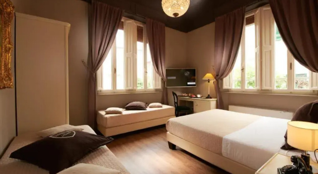 Четырёхместный семейный номер Villa Tower Inn