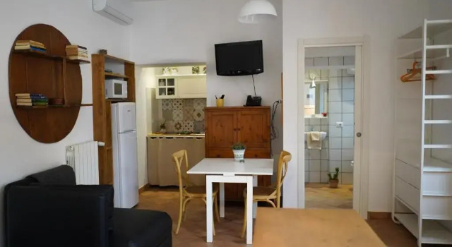 Palazzina Mariani, Rezervovat Hotel Hotely v Lazio s parkováním, Parkování
