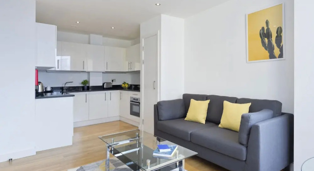 Апартаменты Standard Red Lion Court by City2Stay