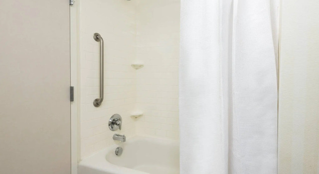 Четырёхместный номер Standard Fairfield Inn & Suites - Buffalo Airport