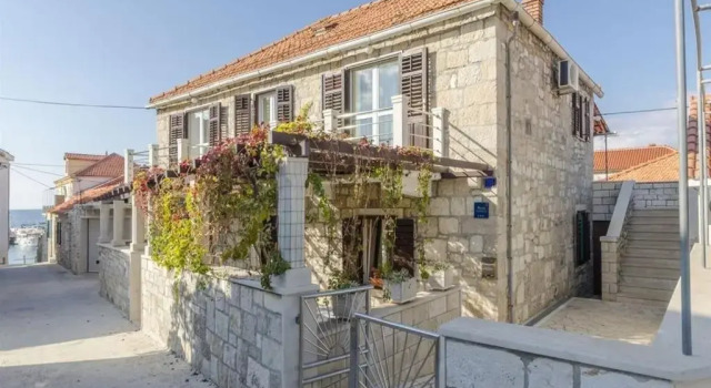 Apartment Lile - 30m from beach