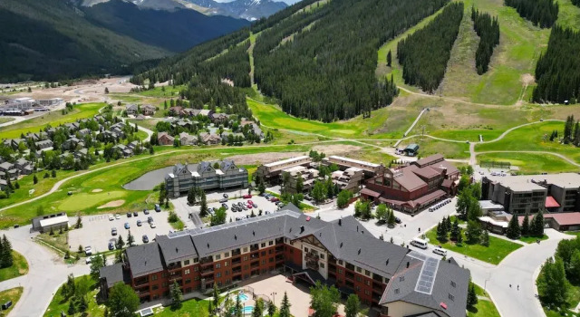 Номер Standard с 2 комнатами с балконом Modern Condo with Amazing Views, Right next to the Lift - CS407 by Redawning