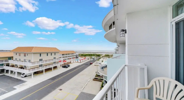 Номер Royal с балконом Madison Resort Wildwood Crest
