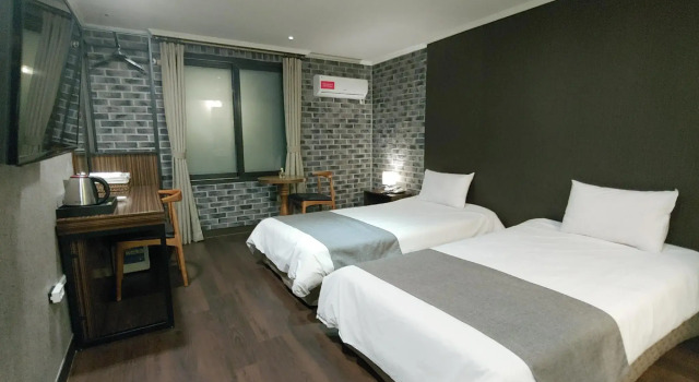 Двухместный номер Standard Hotel Tong Yeondong Jeju