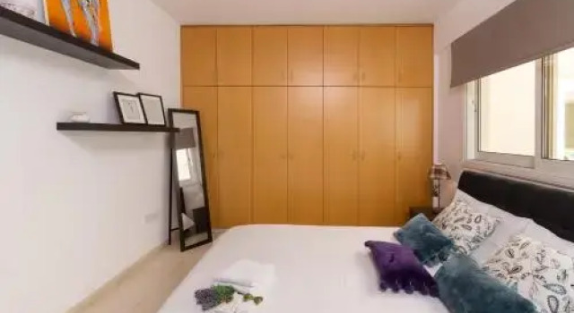 Elena Court Apt 401
