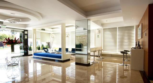 LYZ Business Hotel