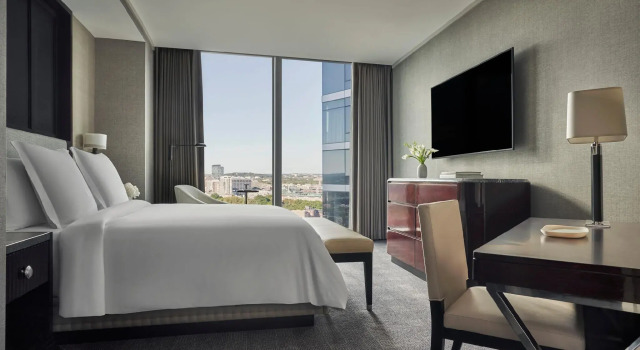 Двухместный люкс Charles Four Seasons Hotel One Dalton Street, Boston
