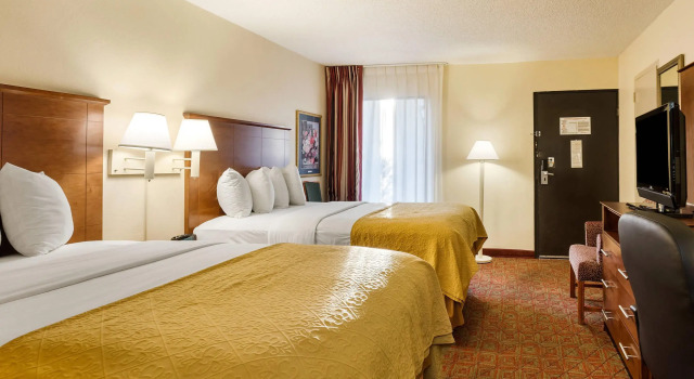 Четырёхместный номер Standard Quality Inn Blytheville