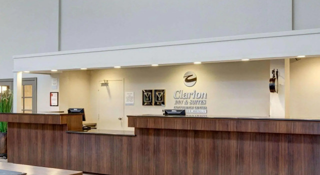 Clarion Inn and Suites Conference Center Covington, Buchen Sie Hotel Covington Louisiana