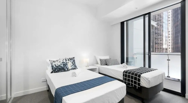 Апартаменты Premium с 3 комнатами с балконом EDWARD, 3BDR Melbourne Apartment