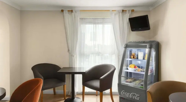 Days Inn Leicester Forest East M1, Забронировать Отель Отели Англии 3 звезды, 3*