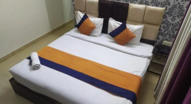 Staygo Hotel Near Haridwar Railway station, Rezervovat Hotel Hotely v Gujarat s parkováním, Parkování