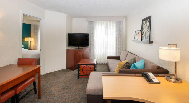 Двухместный люкс c 1 комнатой Residence Inn by Marriott Newark Silicon Valley