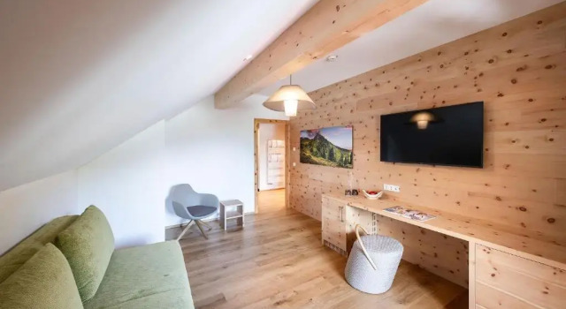 Люкс с балконом Alm.Gut - das Vital und Relaxhotel