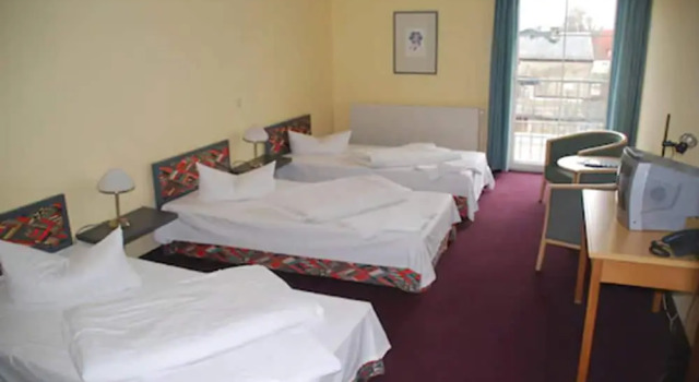 Трёхместный номер Standard Hotel Lindenberger Hof