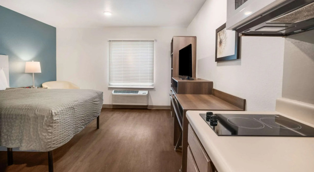 Двухместный номер Standard WoodSpring Suites Sulphur - Lake Charles