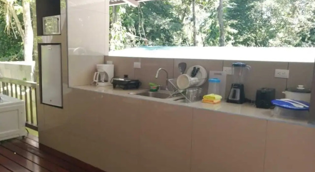 Семейная вилла с 3 комнатами с балконом HOTEL, VILLAS y GLAMPINGS MYA -PUERTO VIEJO, Limon, CR
