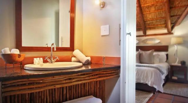 Шале Itaga Luxury Private Game Lodge