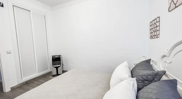 Cd-1382 Two Bedroom Apartment With Terrace, Забронировать Апартаменты/квартира Апартаменты Нерха, рядом с Церковь Эль-Сальвадор, Апартаменты/квартира