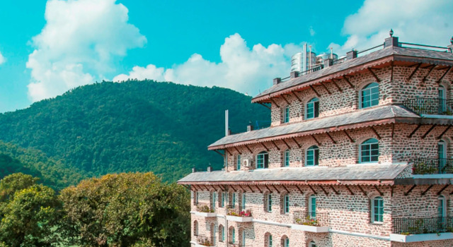 Glacier Hotel and Spa