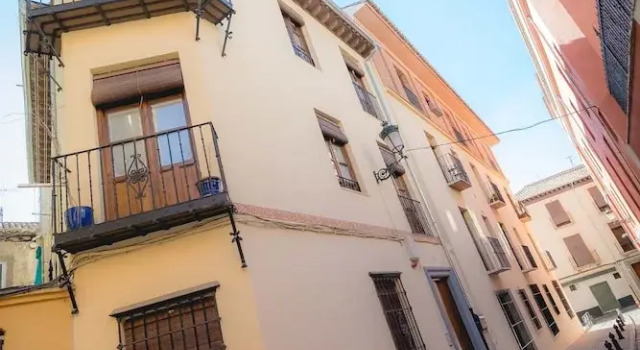 QH Granada Centro 4, Забронировать Отель Гранада Granada Province, рядом с Музей народных традиций и искусств Los Tiros de Granada