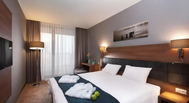 Двухместный номер Standard с видом на озеро Navigator Hotel i Konferencje