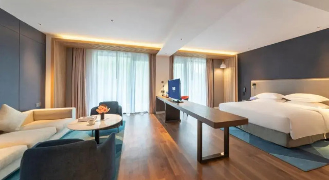 Люкс Holiday Inn Express E'mei Qiliping
