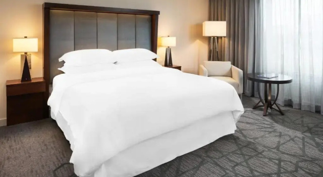 Standard- dobbelt klub værelse Sheraton Bloomington Hotel