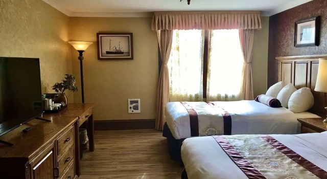 Четырёхместный номер Standard Eureka Inn, Trademark Collection by Wyndham