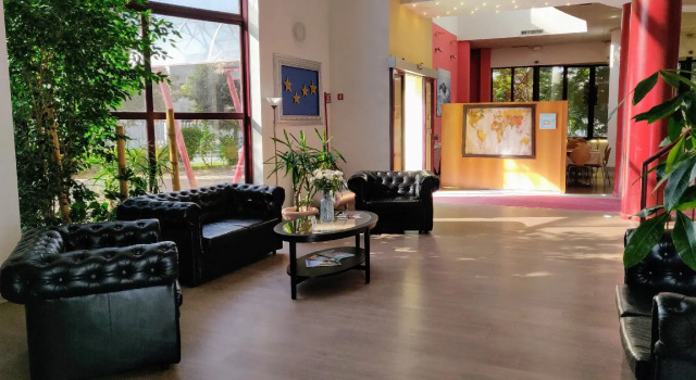 Break Hotel, Varaa Hotelli Ospedaletto Lodigiano 