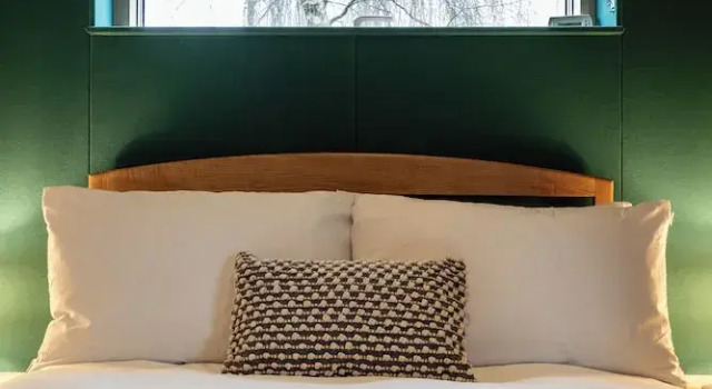 Sustainable 2BD Pod on Old Chalford Farm, Забронировать Фермерский дом Чиппинг-Нортон Оксфордшир