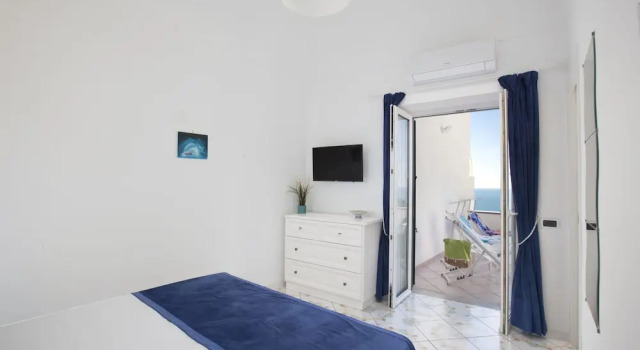 Коттедж с 2 комнатами с балконом и с видом на море Estate4home - Casa Darly